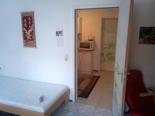 Blick vom Wohnzimmer in die K�che